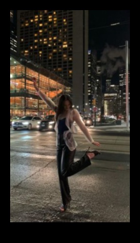 City Lights: Modern Outfits Illuminating Urban Fashion