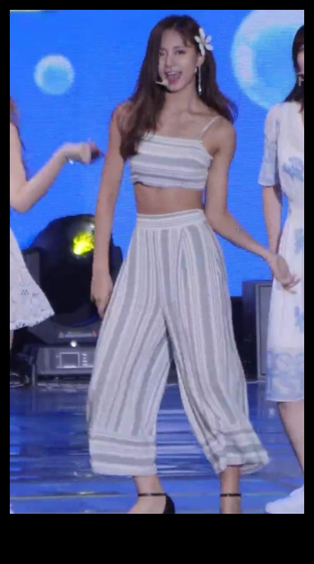 Fiesta Fashionista: Party Outfits to Dance the Night Away