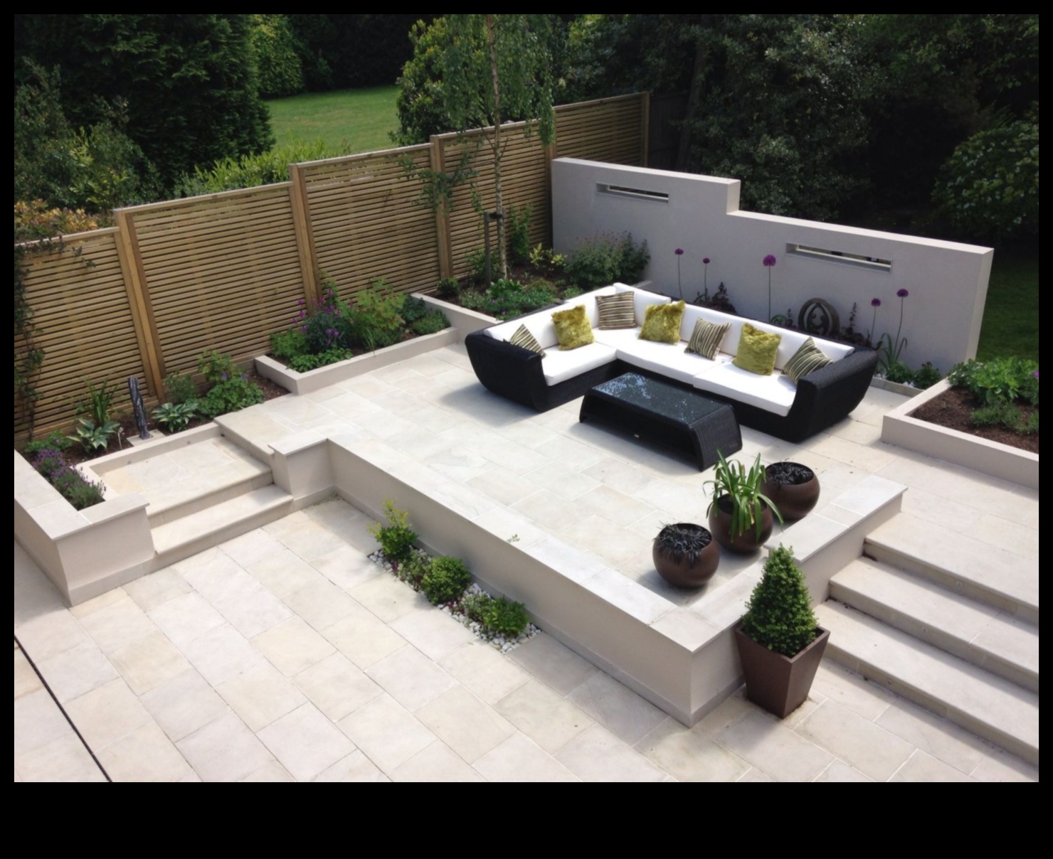 Garden Gems 7 μυστικά για έναν όμορφο κήπο με χαμηλή συντήρηση 1 Garden Gems: Αποδεδειγμένα μυστικά για την επιτυχή συντήρηση του κήπου