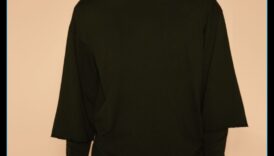 Ανδρική μοντέλο Streetwise Sophistication με κατάσταση για τον φρέσκο άντρα 6 Streetwise Sophistication: Ανδρική μόδα με στάση