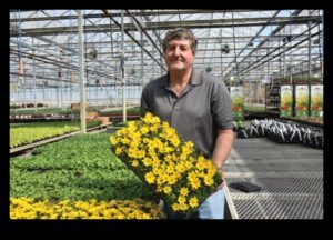 Καλλιεργήστε τη χαρά: Ανακαλύψτε τη μαγεία της κηπουρικής στο θερμοκήπιο