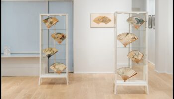 Whispers of Ink: Λεπτά και κομψά σχέδια για τις απαιτητικές ψυχές που εκτιμούν την τέχνη